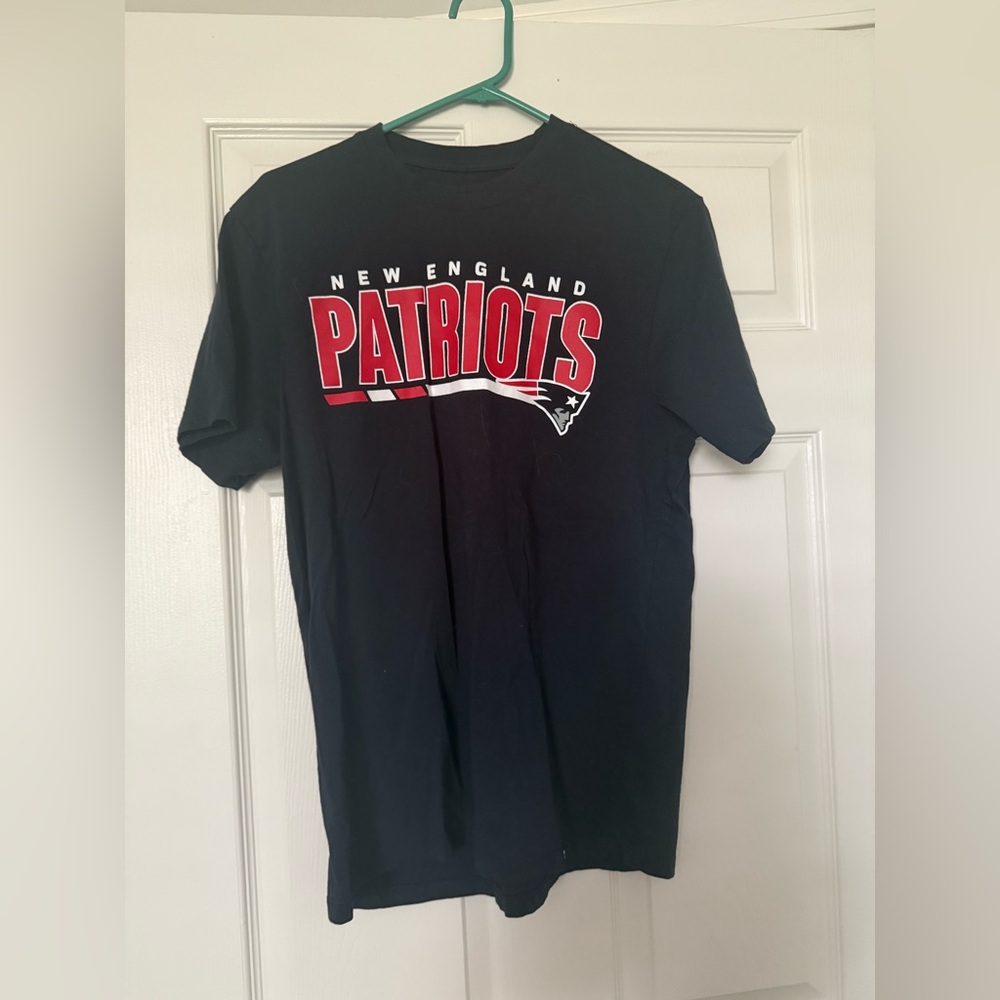 Men’s  New England Patriots Tee